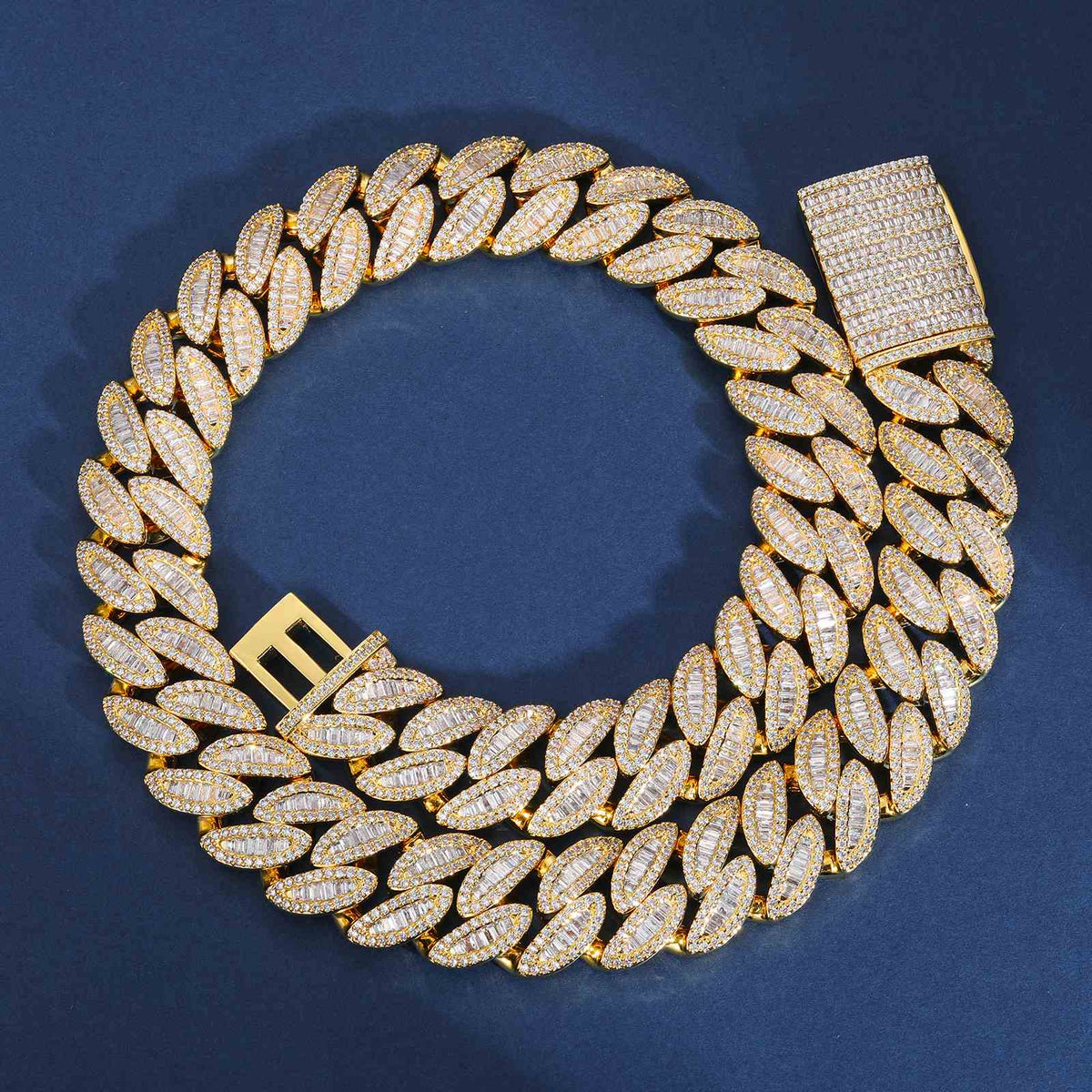 20mm Baguette Leaf Cuban Link Chain - 925 Sterling Silver & Moissanite